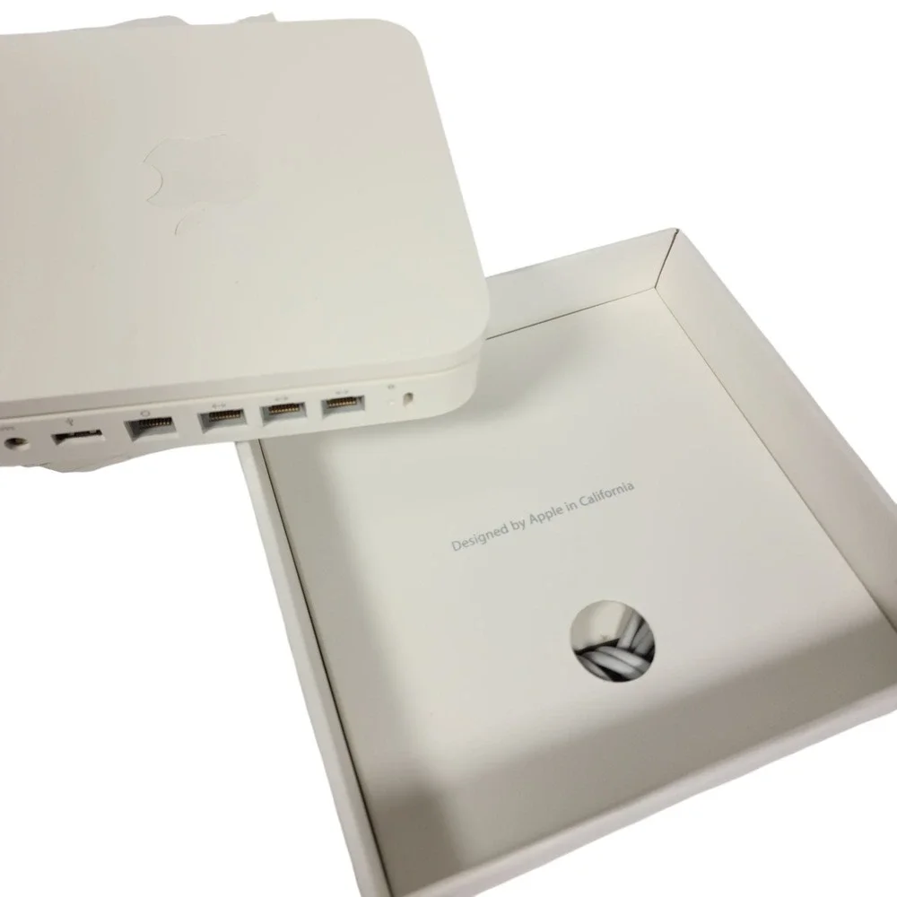 Apple AirPort Extreme 802.11n Wi Fi Base Station Router A1354‎